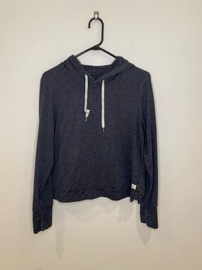 Vuori Halo Essential Hoodie Pullover DreamKnit Charcoal Gray Woman’s L